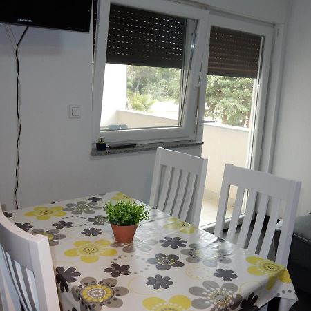 Apartments Ina Medulin Extérieur photo