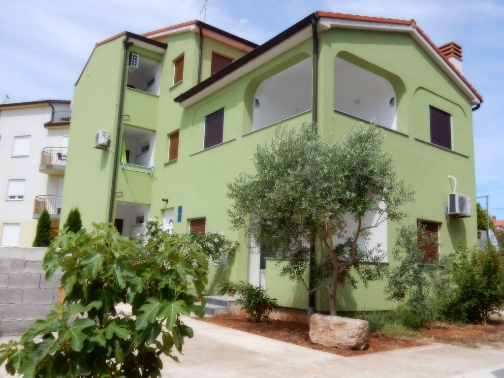 Apartments Ina Medulin Extérieur photo